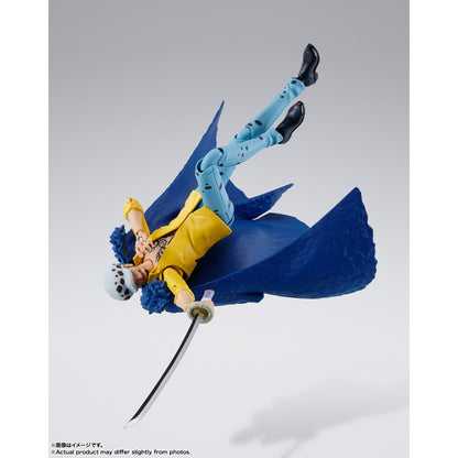 S.H.Figuarts One Piece - Trafalgar Law The Raid on Onigashima Action Figure