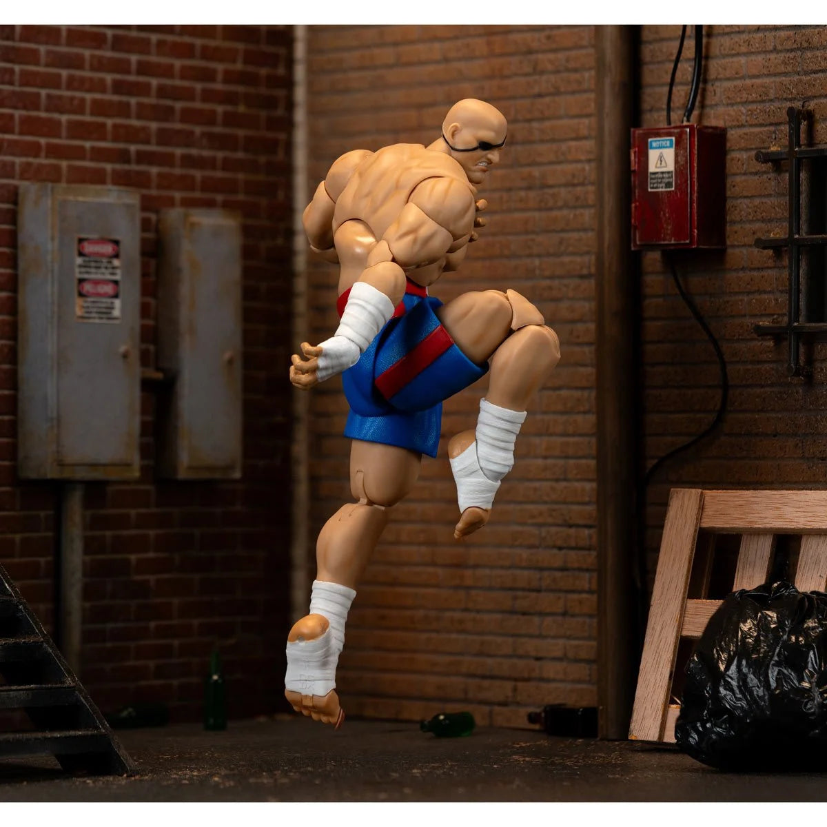 Jada Toys Action Figure Sagat 1:12 - Street Fighter II Deluxe - Altezza 19,3 Cm - Articolata Con Teste E Mani Intercambiabili, Effetto Tiger Shot - Confezione Arcade