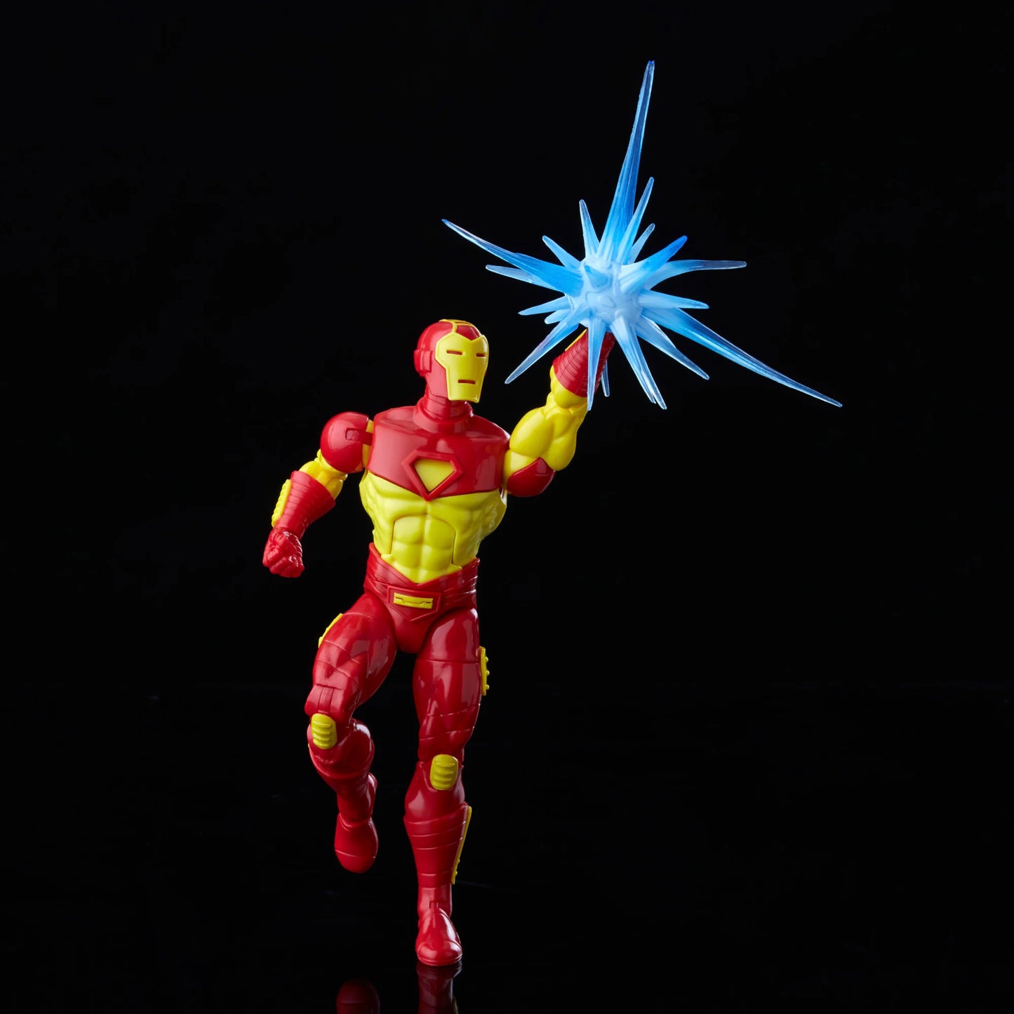 Marvel Legends Series Deluxe Retro Iron Man with Plasma Cannon