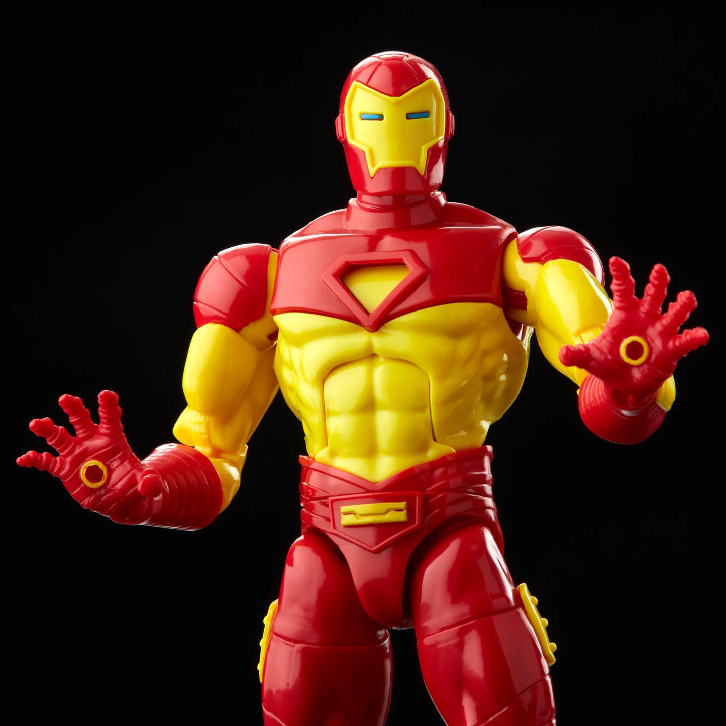 Marvel Legends Series Deluxe Retro Iron Man with Plasma Cannon