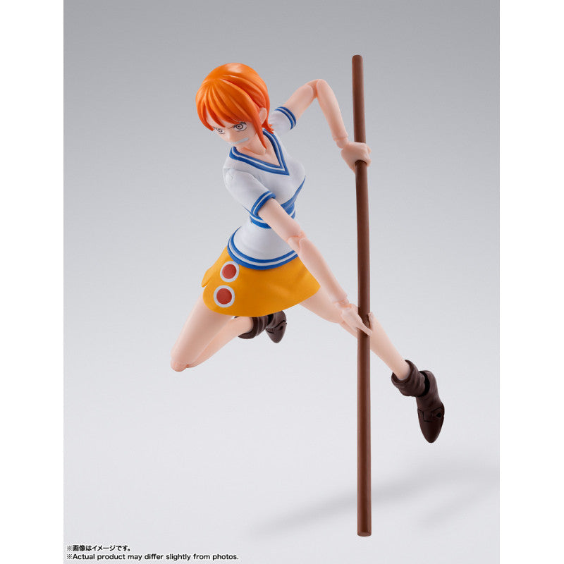 S.H.Figuarts One Piece - Nami Romance Dawn Action Figure